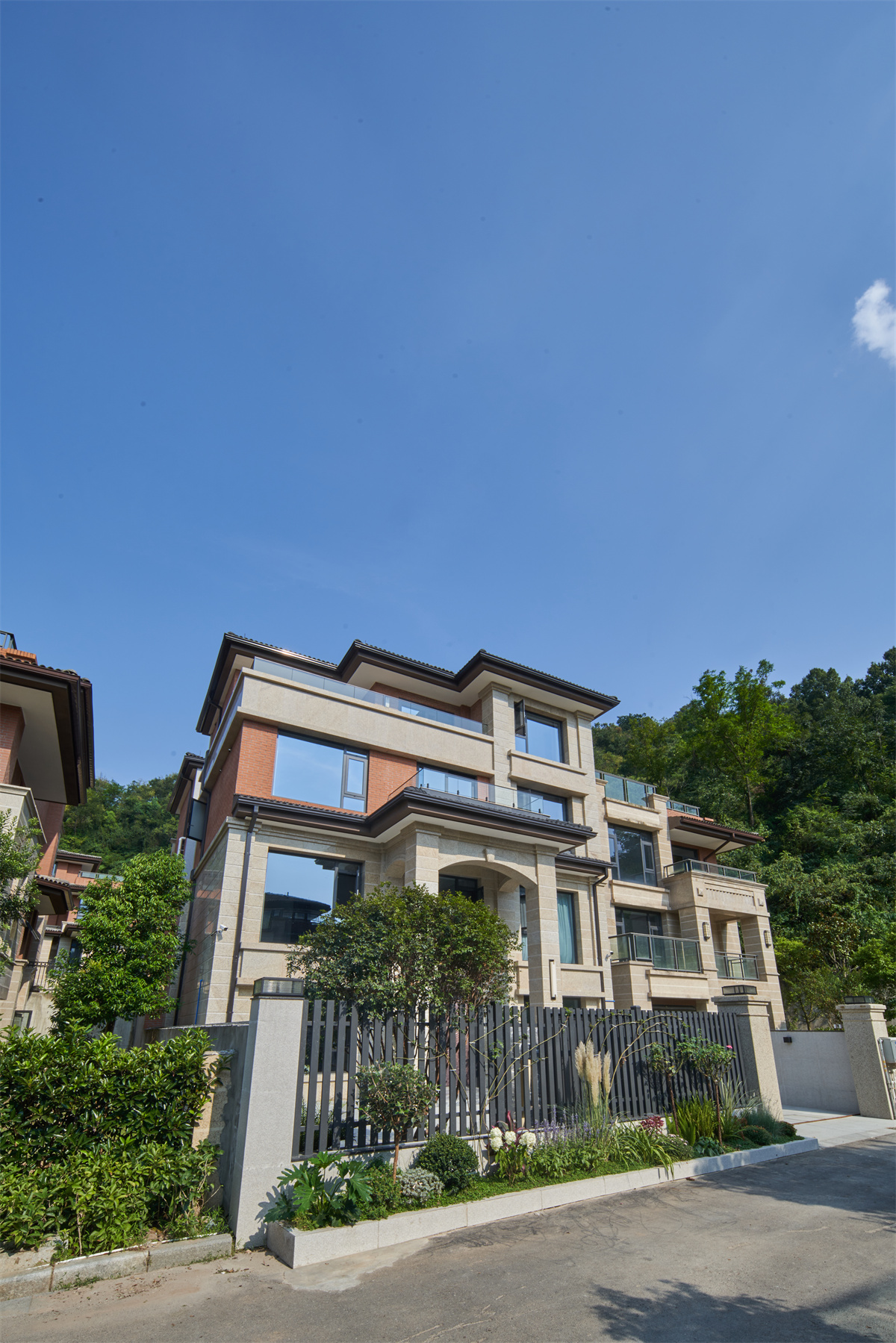 现代豪奢独栋 惠山公馆